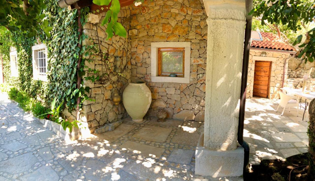 Stone House Retreat Vila Mali Lošinj Exterior foto